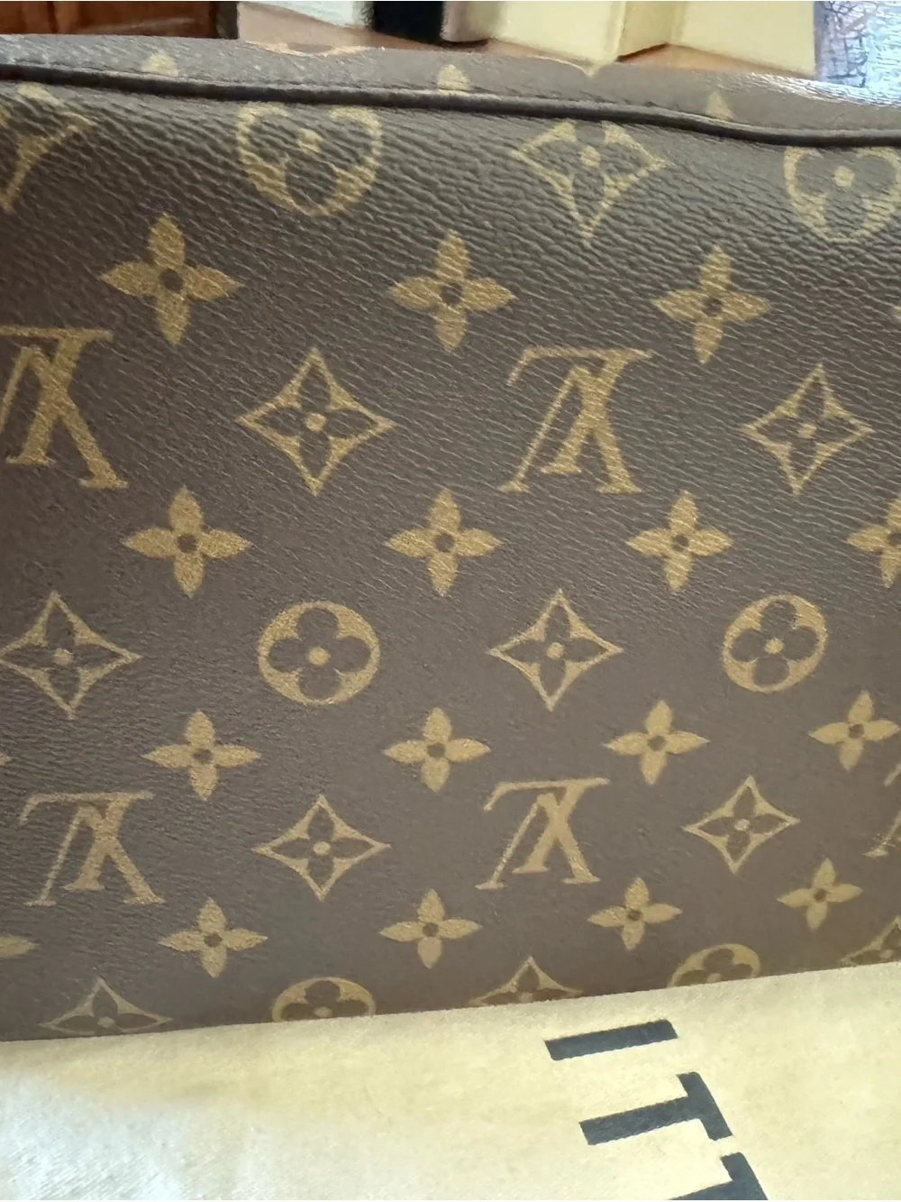 Louis Vuitton Neonoe